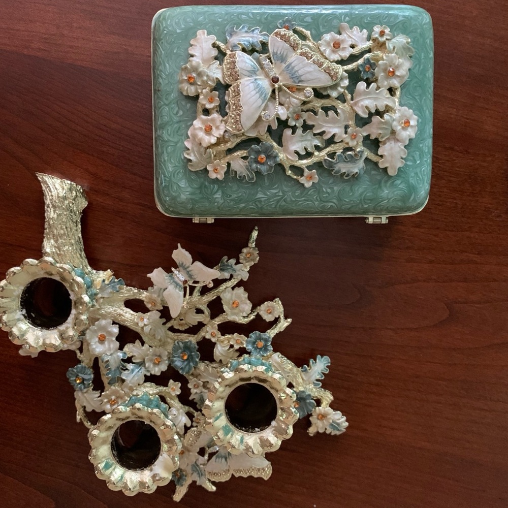 Olivia Riegel candle holder